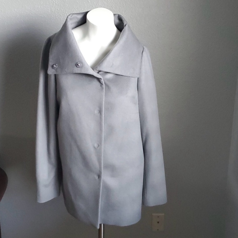 Lan Jaenicke Cashmere Coat with wide collar